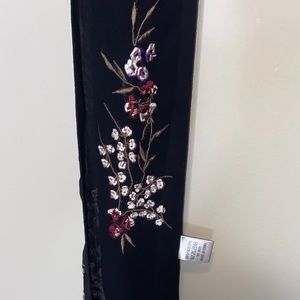 Black Embroidered Fringe Scarf – Floral Detail & Boho Charm